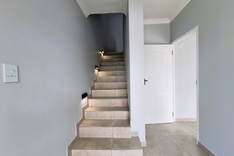 4 Bedroom Property for Sale in Da Gama Bay Western Cape